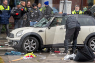 Auto fährt in Verdi-Demo in München - viele Verletzte
