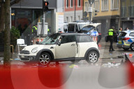 Asylbewerber steuert Auto in Demo – viele Verletzte