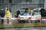 Asylbewerber steuert Auto in Demo – viele Verletzte