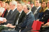 Herzog Edward beim 80. Jahrestag der Zerstörung Dresdens im Rathaus in Dresden