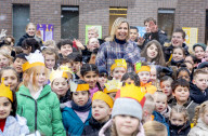 Adel: Königin Maxima besucht im Rahmen der Kampagne Mehr Musik im Klassenzimmer eine Grundschule in Emmen