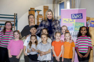 Adel: Königin Maxima besucht im Rahmen der Kampagne Mehr Musik im Klassenzimmer eine Grundschule in Emmen