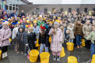 Adel: Königin Maxima besucht im Rahmen der Kampagne Mehr Musik im Klassenzimmer eine Grundschule in Emmen