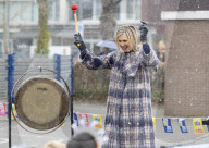 Adel: Königin Maxima besucht im Rahmen der Kampagne Mehr Musik im Klassenzimmer eine Grundschule in Emmen