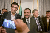 Syrian Minister of Foreign Affairs meets Syrian diaspora in Paris - FA
