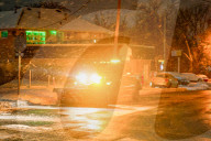 Snowfall in Hobart, Indiana - 13 Feb 2025