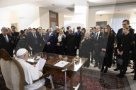 Papa Francesco con i Membri della Fondazione &quot;Gaudium et Spes&quot;
Papa Francesco con i Membri della Fondazione &quot;Gaudium et Spes&quot;