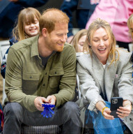 Adel: Prinz Harry beim Sitzvolleyball Wettbewerb während der Invictus Games
