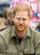 Adel: Prinz Harry beim Sitzvolleyball Wettbewerb während der Invictus Games