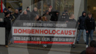 Schneebälle als Protest: Gegen-Demo zum rechtsextremen Gedenkmarsch in Dresden