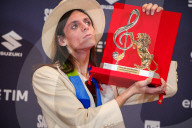 75th Sanremo Music Festival 2025 - photocall premio critica a Lucio Corsi