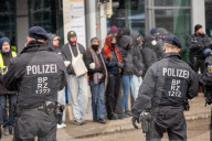 Nach dem Anschlag von München: Gedenken am Tatort