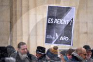 Demonstration und Gegendemonstration der AfD in München 