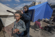 Gaza families living in camp