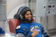 US Astronauts stuck in space
