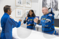 US Astronauts stuck in space