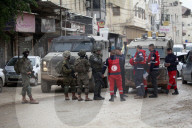 Israeli army locks down West Bank Jenin refugee camp