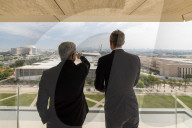 Secretary of State Peter Kyle visits Qatar