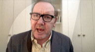 Kevin Spacey répond aux allégations d'avances sexuelles de Guy Pearce