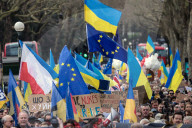 \Solidarity With Ukraine' March London