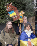 \Solidarity With Ukraine' March London