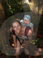 FEATURE - Backpacking mit Baby: Susie Cery bereist mit Söhnchen Alf die Welt