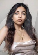 FEATURE - Die ehemalige Doktorandin Zara Dar aus Texas erfreut ihre Fans auf YouTube mit Tutorials zu neuronalen Netzen und für ihre Leidenschaft zu MINT Fächer