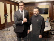 Volodymyr Zelenskyy meets with Pedro Sanchez