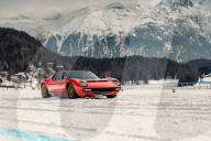 FEATURE - Lamborghinis fahren auf dem Eis in St. Moritz, um das Jubiläum des Lamborghini Polo Storico zu feiern