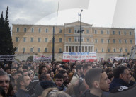 Violent protests in Athens on rail crash anniversary 