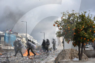 Violent protests in Athens on rail crash anniversary 