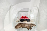FEATURE -  Der perfekte Blick auf das Matterhorn: Das Iglu Dorf Schneehotel in Zermatt