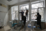 Russia steps up attacks on Ukraine civilians 