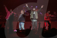Lil Wayne plays St Louis