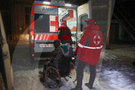 Russia targets Ukraine hospital