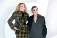 Greeting au défilé Christian Dior Mode Féminine Prêt-À-Porter Automne/Hiver 2025-2026 lors de la Fashion Week de Paris (PFW)