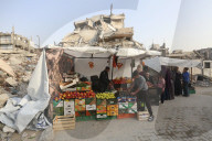 Gazans shopping among the rubble in Jabalia Refugee Camp