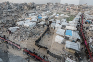 Gazans break Ramadan fast amidst rubble