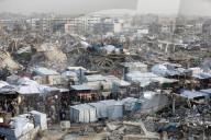 Gazans shopping among the rubble in Jabalia Refugee Camp