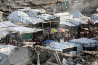 Gazans shopping among the rubble in Jabalia Refugee Camp
