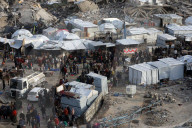 Gazans shopping among the rubble in Jabalia Refugee Camp