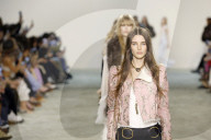 MODE - Paris Fashion Week Herbst/Winter 2025/2026: Chloe