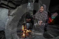 Displaced Gazans daily life during Ramadan