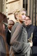 Les célébrités au défilé Vivienne Westwood "Collection Prêt-à-Porter Automne/Hiver 2025-2026" lors de la Fashion Week de Paris (PFW)