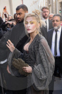 Les célébrités au défilé Vivienne Westwood "Collection Prêt-à-Porter Automne/Hiver 2025-2026" lors de la Fashion Week de Paris (PFW)