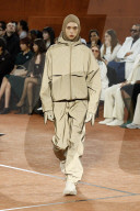 MODE - Paris Fashion Week Herbst/Winter 2025/2026: Lacoste