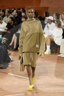 MODE - Paris Fashion Week Herbst/Winter 2025/2026: Lacoste
