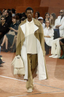 MODE - Paris Fashion Week Herbst/Winter 2025/2026: Lacoste