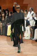 MODE - Paris Fashion Week Herbst/Winter 2025/2026: Lacoste