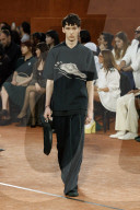 MODE - Paris Fashion Week Herbst/Winter 2025/2026: Lacoste